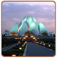 Lotus Temple, Delhi Travel Guide