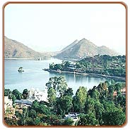 Fateh Sagar Lake, Udaipur Holiday Vacations