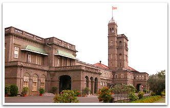 Railway Station, Pune Tour & Travels
