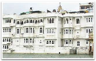 Jagat Niwas, Udaipur Travels