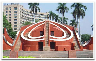 Jantar Mantar, Delhi Tour & Travels
