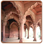 Red Fort, Delhi Travel Guide