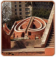 Jantar Mantar, Delhi Travel Guide