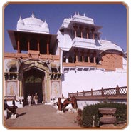 Fort, Kota Travels
