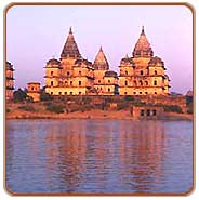 Raj Mahal, Orchha Vacations