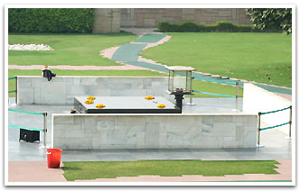 Rajghat, Delhi Tour & Travels