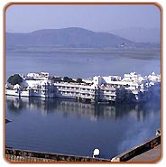 Lake Palace, Udaipur Travels & Tours