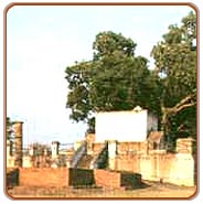 Holy Palace, Lumbini Vacations