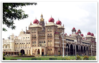 Mysore Palace, Mysore Travels