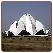 Lotus Temple, Delhi Travel Guide